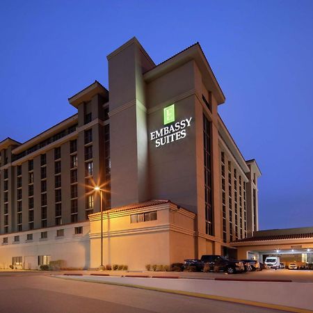 Embassy Suites Dallas - Park Central Area Exteriör bild