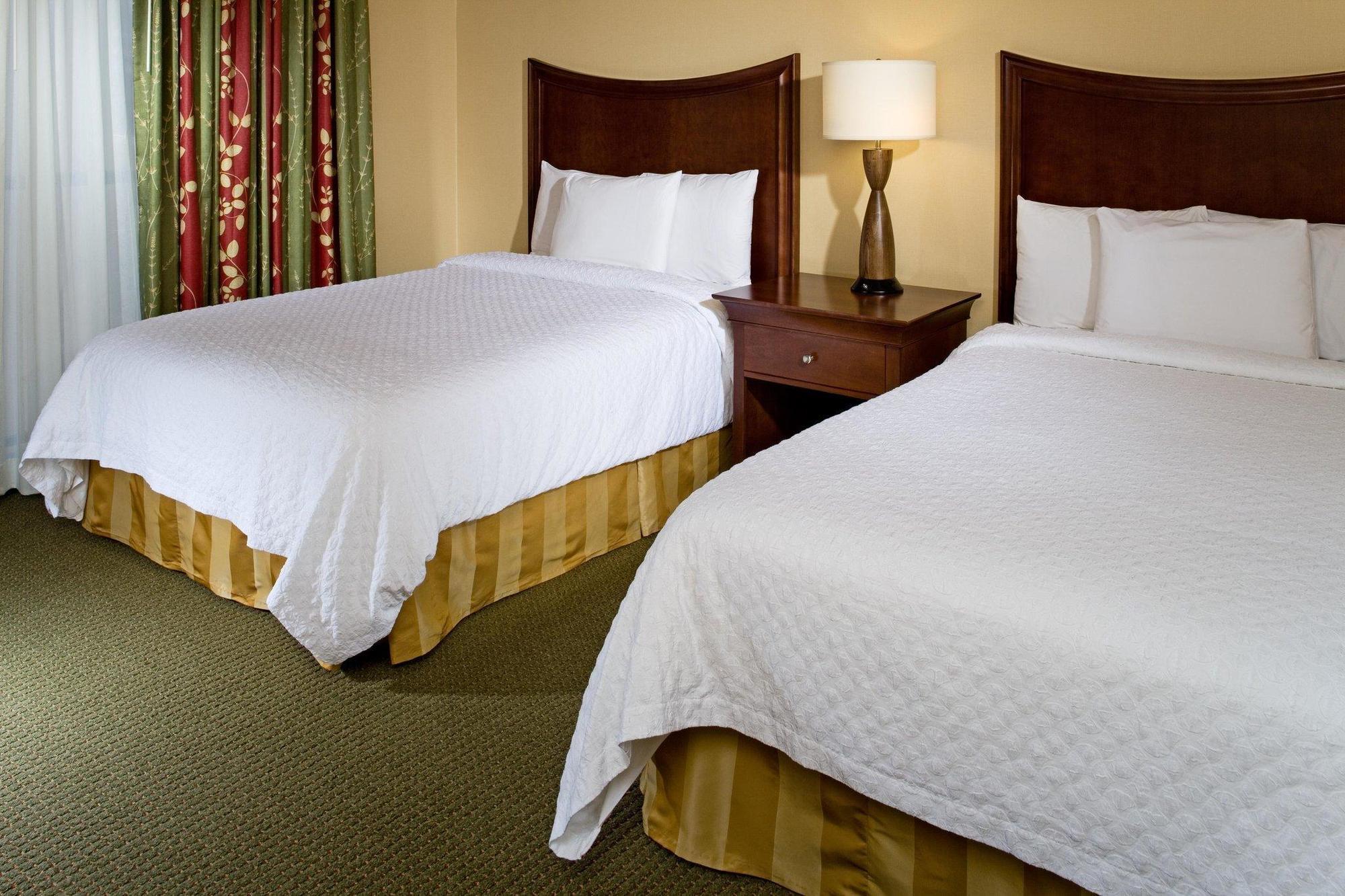 Embassy Suites Dallas - Park Central Area Exteriör bild